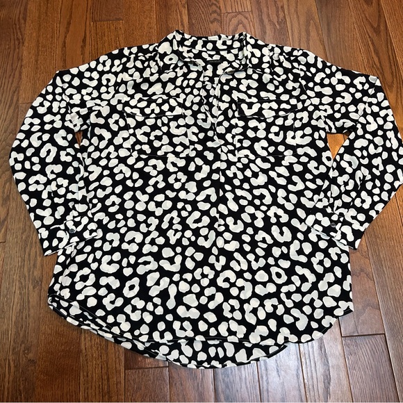 Ann Taylor Long Sleeve Black and White Animal Print Patterned Blouse - size L - Picture 1 of 8
